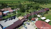 Pensiune cu 8 căsuțe, ciubere cu hidromasaj, Poiana Aiudul