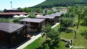 Pensiune cu 8 căsuțe, ciubere cu hidromasaj, Poiana Aiudul