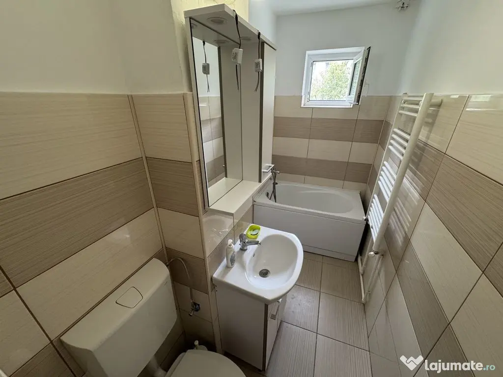 Apartament 3 camere zona Tomis Nord