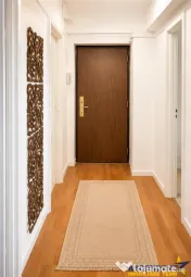 Apartament 3 camere, decomandat, 2 bai, 2 balcoane, loc parc