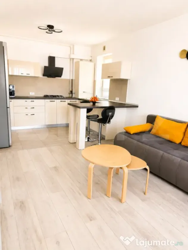 Apartament cu 2 camere | Coresi | Parcare + Boxă |