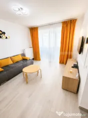 Apartament cu 2 camere | Coresi | Parcare + Boxă | 
