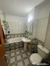 Apartament doua camere decomandat