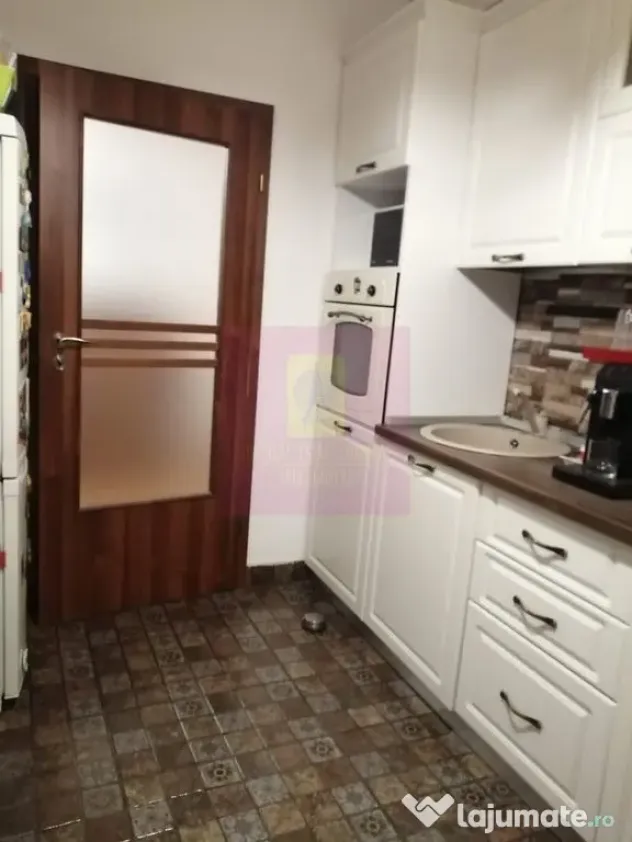 Duplex 3 camere cu scara interioara Bragadiru - Smardan-L...