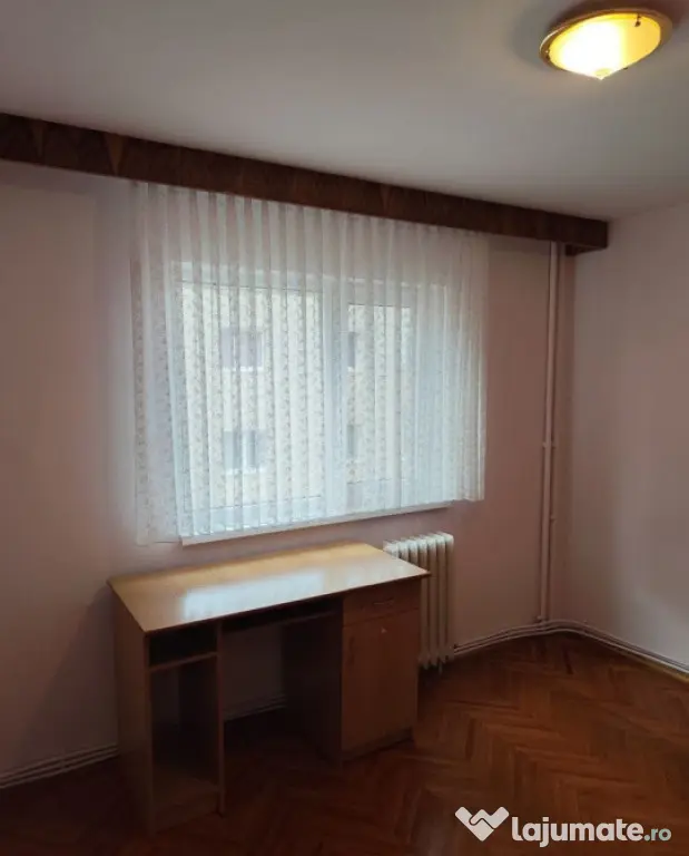 Apartament 3 camere | 52mp | Zona Big Manastur | Etaj Int |