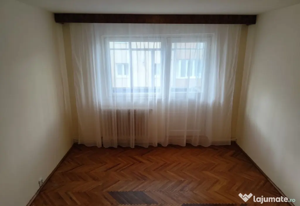 Apartament 3 camere | 52mp | Zona Big Manastur | Etaj Int |