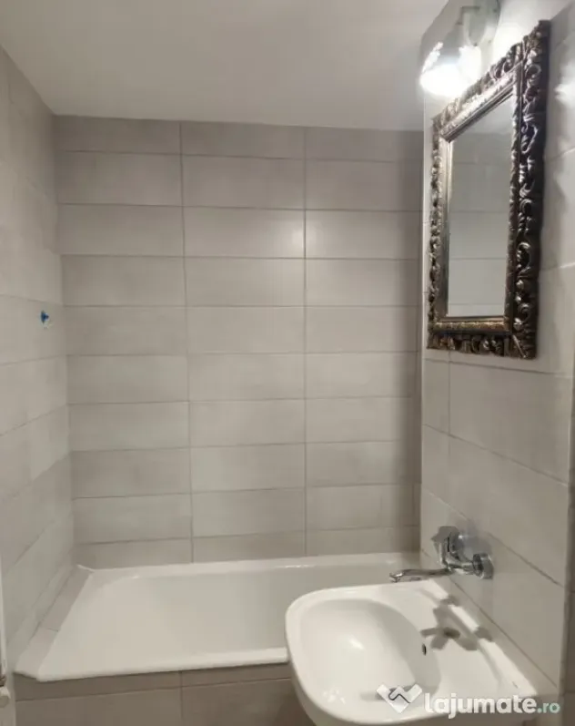 Apartament 3 camere | 52mp | Zona Big Manastur | Etaj Int |