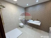INCHIRIERE Apartament cu 3 camere + curte in zona Primaverii