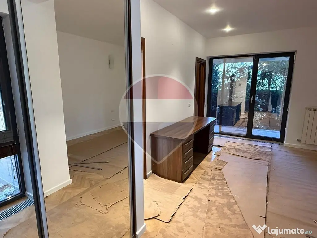 INCHIRIERE Apartament cu 3 camere + curte in zona Primaverii