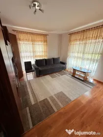 Apartament de 2 camere zona Tractorul,