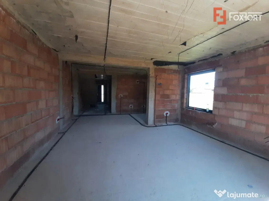 Duplex spatios in Ghiroda - La 5 minute de noul Campus de Me