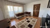Apartament de inchiriat, cu trei camere, Calea Moldovei 