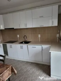 Apartament 3 camere 68mp + Parcare, Zona Porii | Floresti