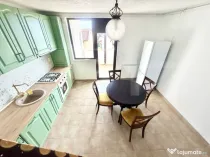 Apartament cu scara interioara 5 camere,4 bai,2 balcoane,zon