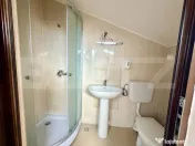 Apartament cu scara interioara 5 camere,4 bai,2 balcoane,zon 