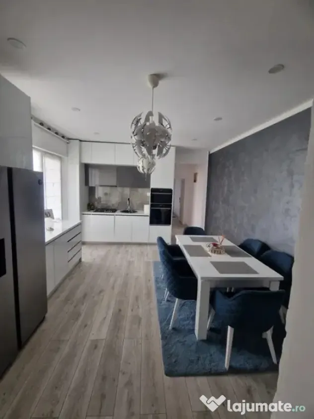 Apartament 3 camere, .55mp+Balcon 6mp | Zona Tineretului | F