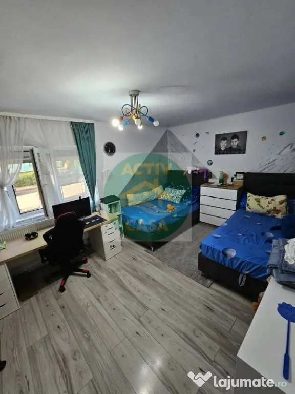 DE VANZARE APARTAMENT CU DOUA CAMERE