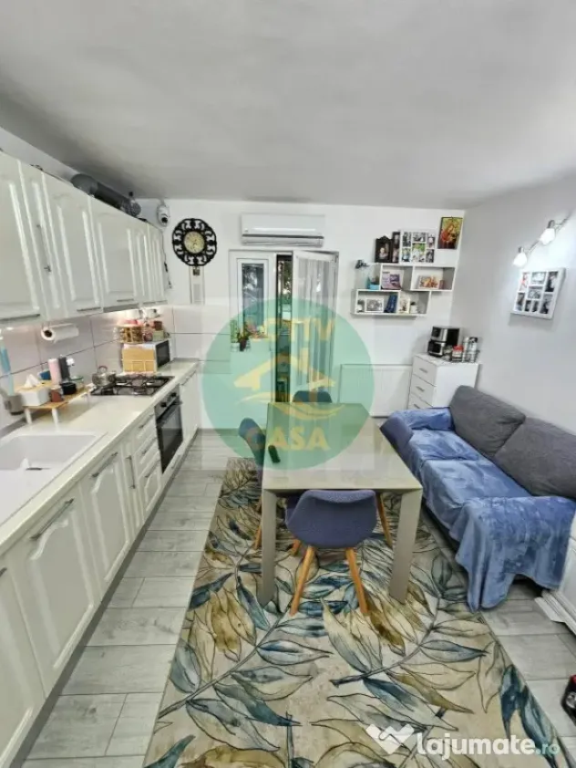 DE VANZARE APARTAMENT CU DOUA CAMERE