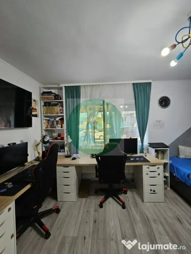 DE VANZARE APARTAMENT CU DOUA CAMERE