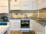2 camere superfinisat la casa, 50 mp, parcare in curte! Zona 