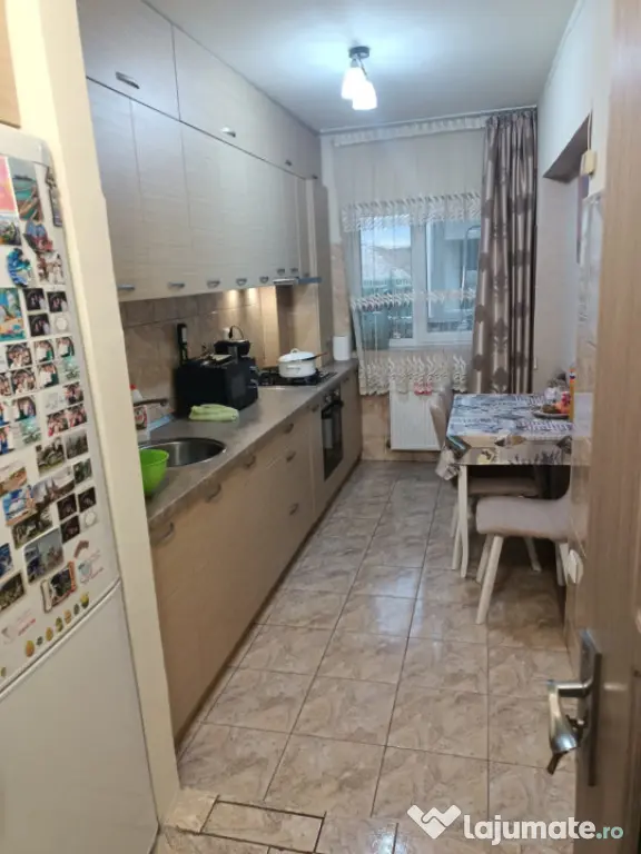 Apartament 2 camere decomandat, parcare inclusa 58mp, Eroilo
