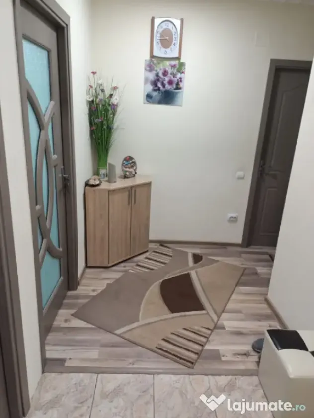 Apartament 2 camere decomandat, parcare inclusa 58mp, Eroilo