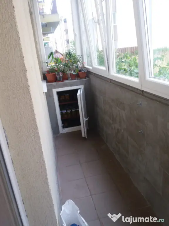 Apartament 2 camere decomandat, parcare inclusa 58mp, Eroilo