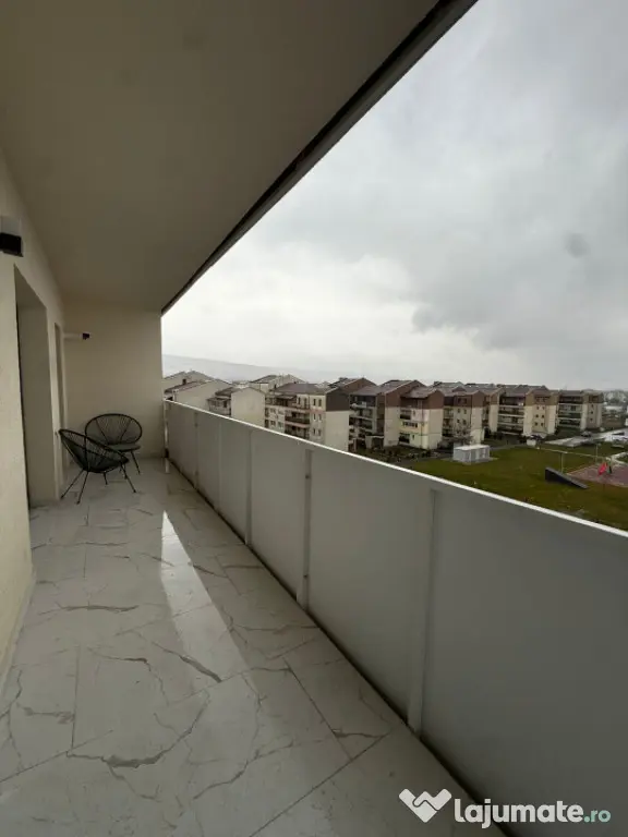 Apartament premium 2 camere 52 mp, zona Eroilor,Floresti