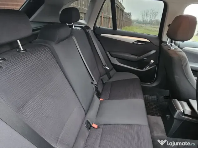 Vând BMW X1 sDRIVE16d