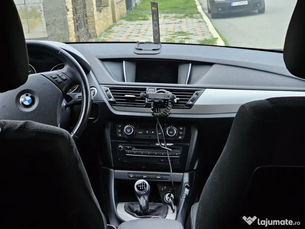 Vând BMW X1 sDRIVE16d