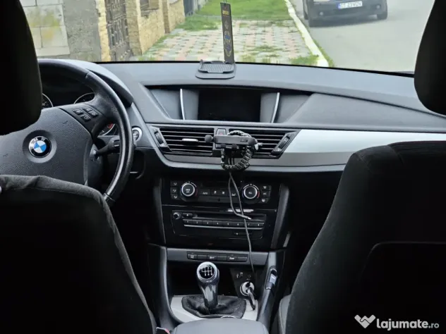 Vând BMW X1 sDRIVE16d