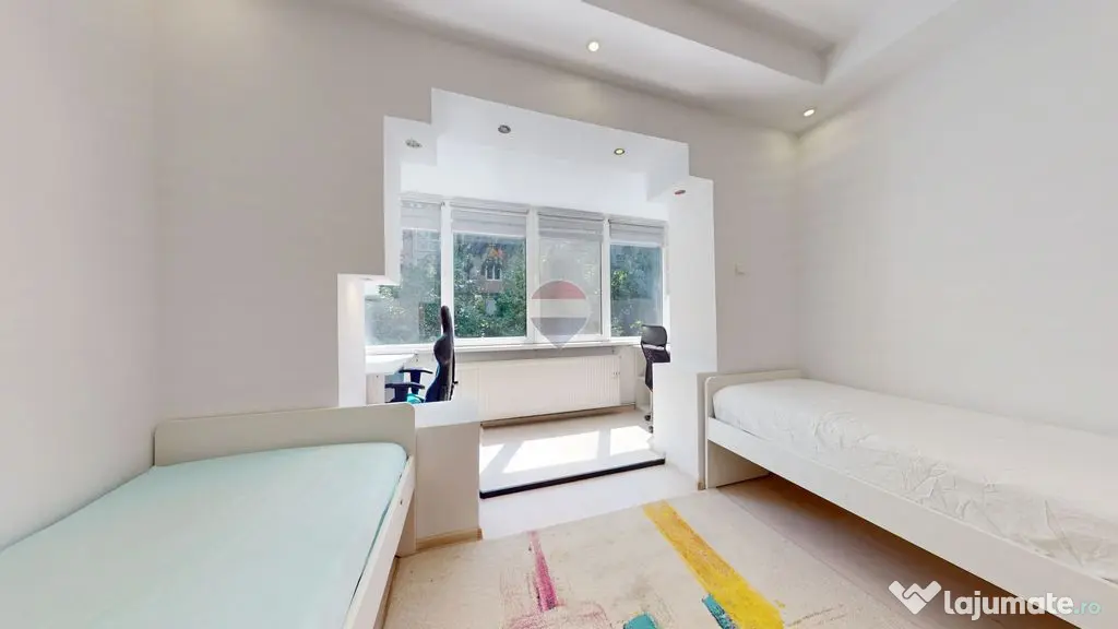 3 camere | Centrul Civic – zona Gării | Parcare privat...