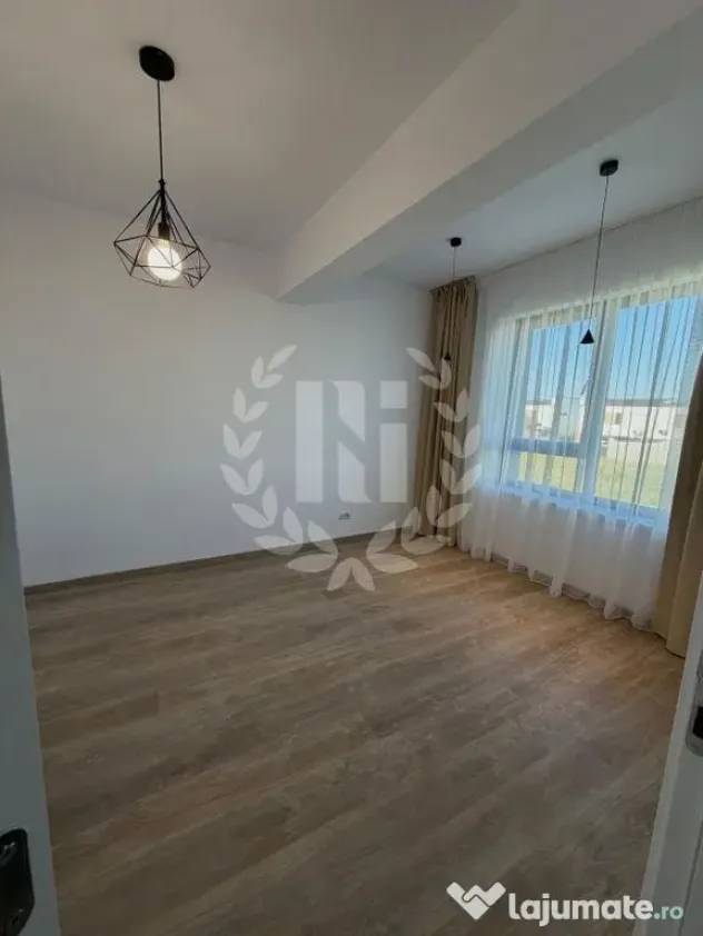 Vilă de închiriat Balotești | Piscină și ansamblu se...