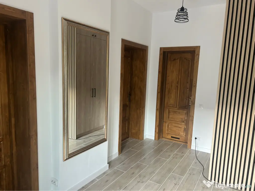Dau in chirie casa in cartierul Gheorgheni