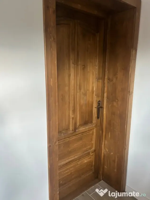 Dau in chirie casa in cartierul Gheorgheni