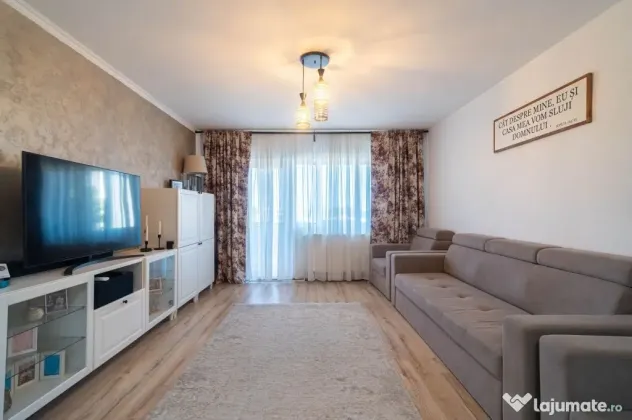 Apartament 5 camere Vlaicu – Renovat, 2 băi, centrală...