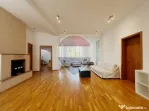 Apartament spatios 3 camere in zona Primaverii