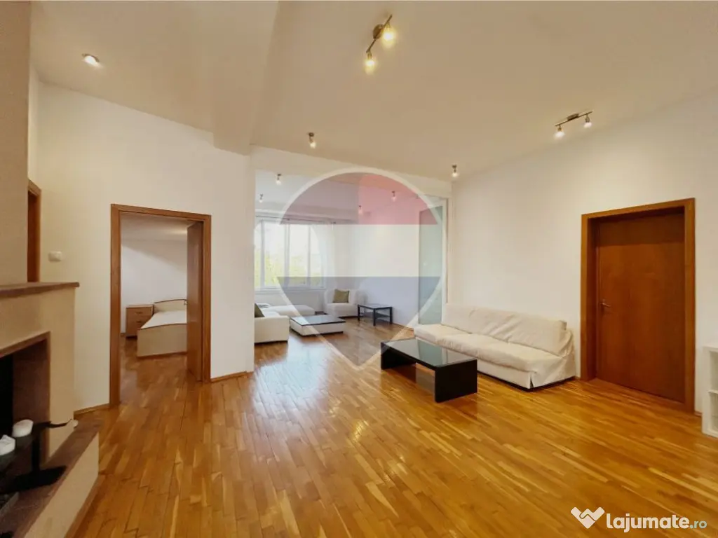 Apartament spatios 3 camere in zona Primaverii