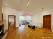 Apartament spatios 3 camere in zona Primaverii