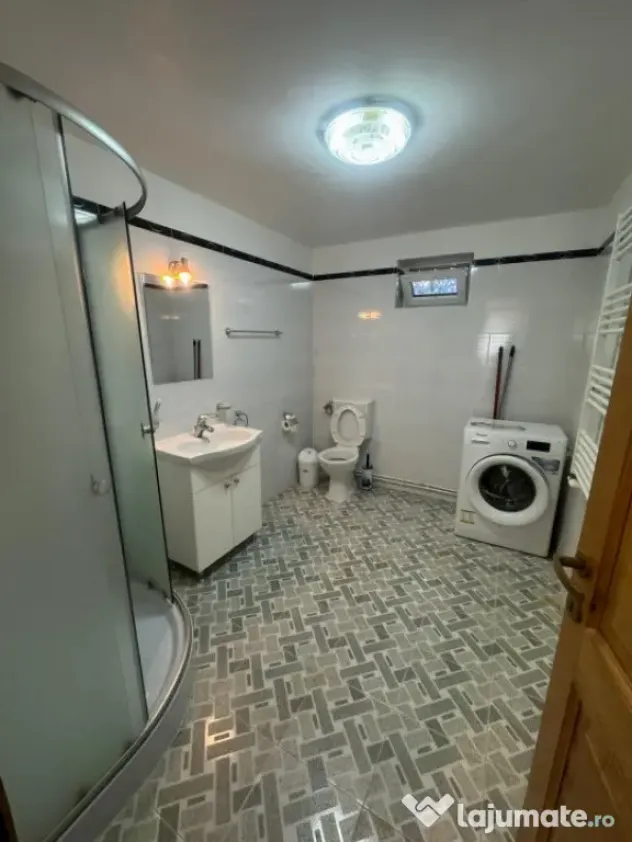 Apartament 3 camere decomandat zona Selimbar
