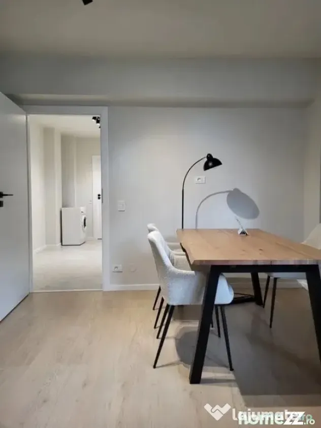 13 Septembrie | 2 camere | 52mp | parter | renovat | 130....