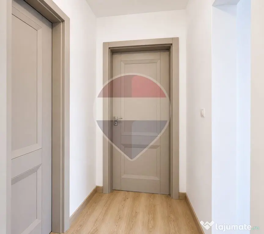 Apartament cu 3 camere,2 bai Adora Park