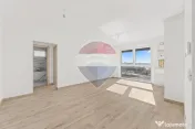Apartament cu 3 camere,2 bai Adora Park 