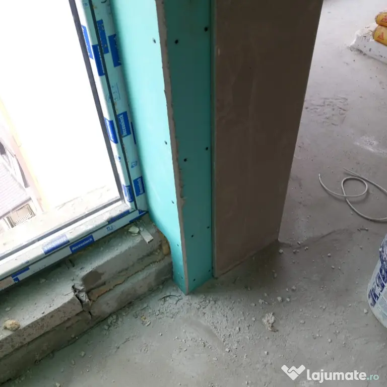 Zugrăveli mecanizate (pompă lavabil) și șlefuire profesională (girafă)