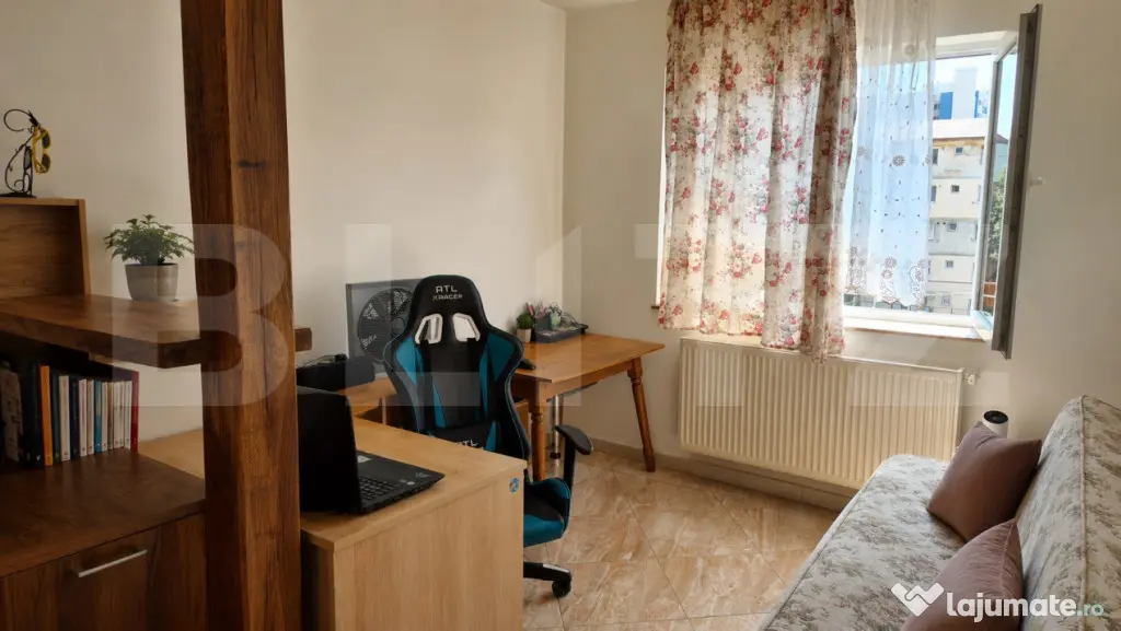 Apartament cu 2 camere de vanzare, 33,26 mp, Micro 14