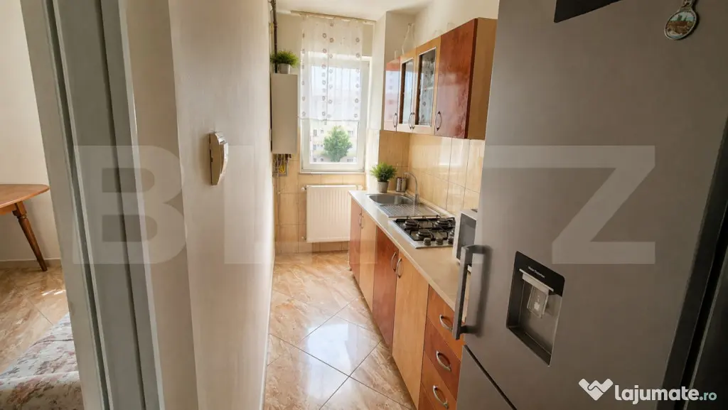 Apartament cu 2 camere de vanzare, 33,26 mp, Micro 14