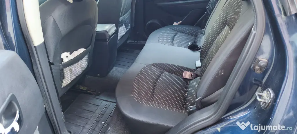 Vand Nissan Qashqai 1.5 dci ,2007,defect pentru dezmembrare