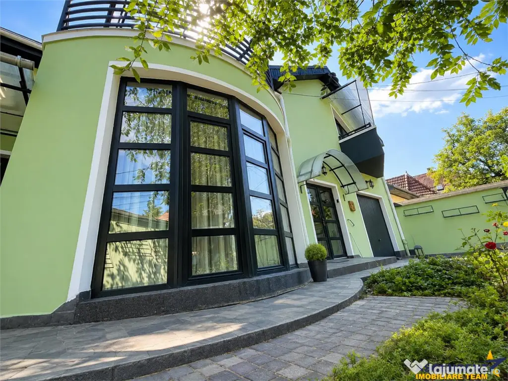 Vila individuala, arhitectura aparte, garaj, terasa, balcon