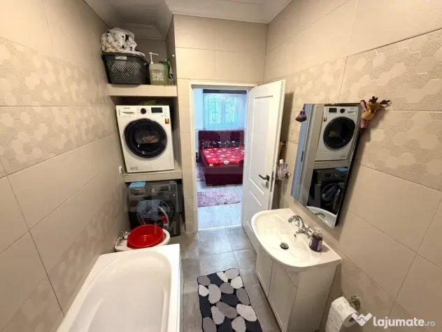 Apartament cu 3 camere si 3 bai in Craiovita Noua - Prome...
