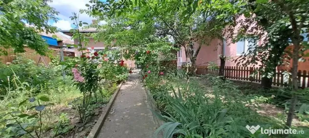 IASI, Zona Centrală - Proprietate cu potențial COMERCIA...